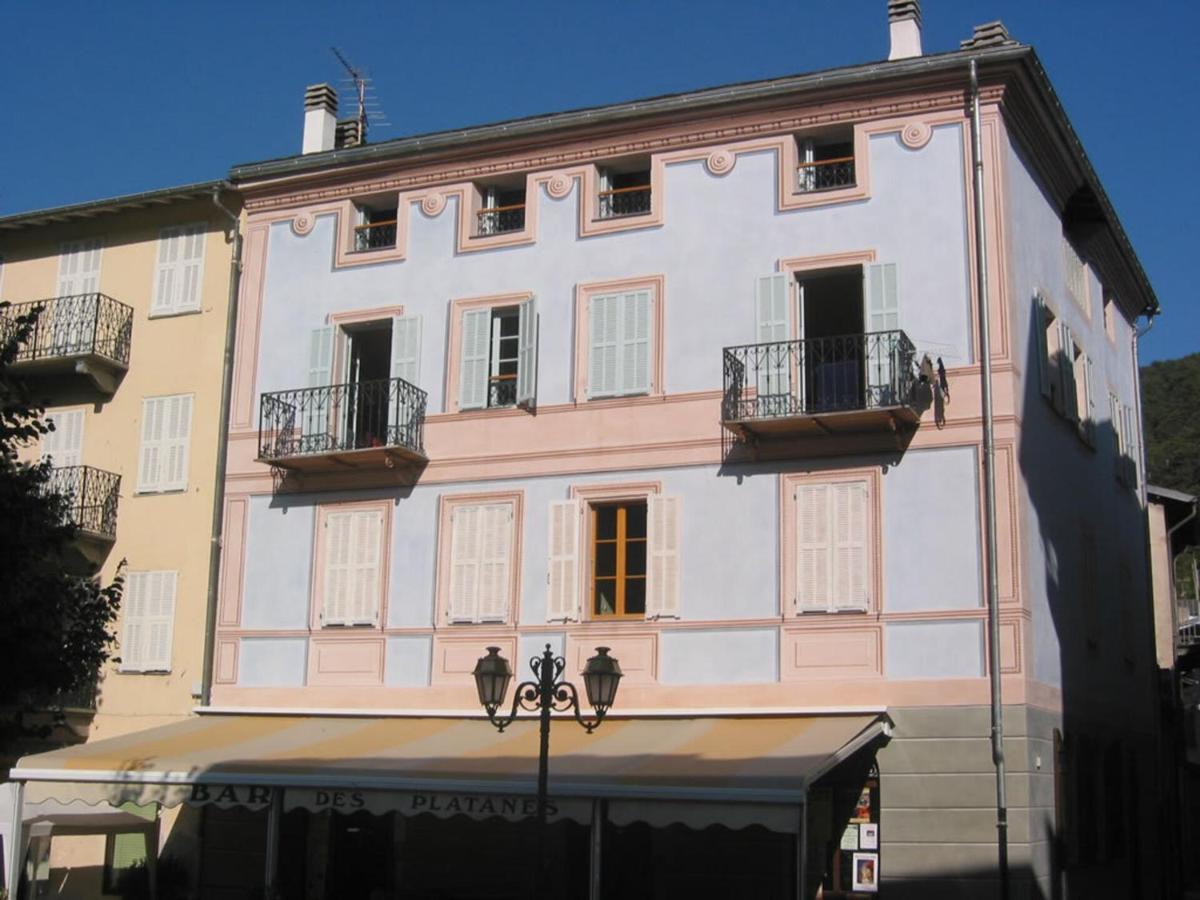 Sunny 1-Bed Apartment In Lovely Mountain Village La Brigue Exteriör bild