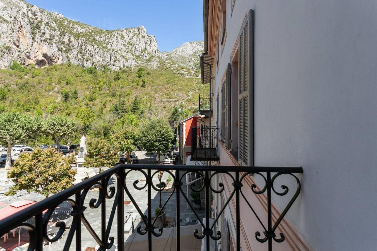 Sunny 1-Bed Apartment In Lovely Mountain Village La Brigue Exteriör bild