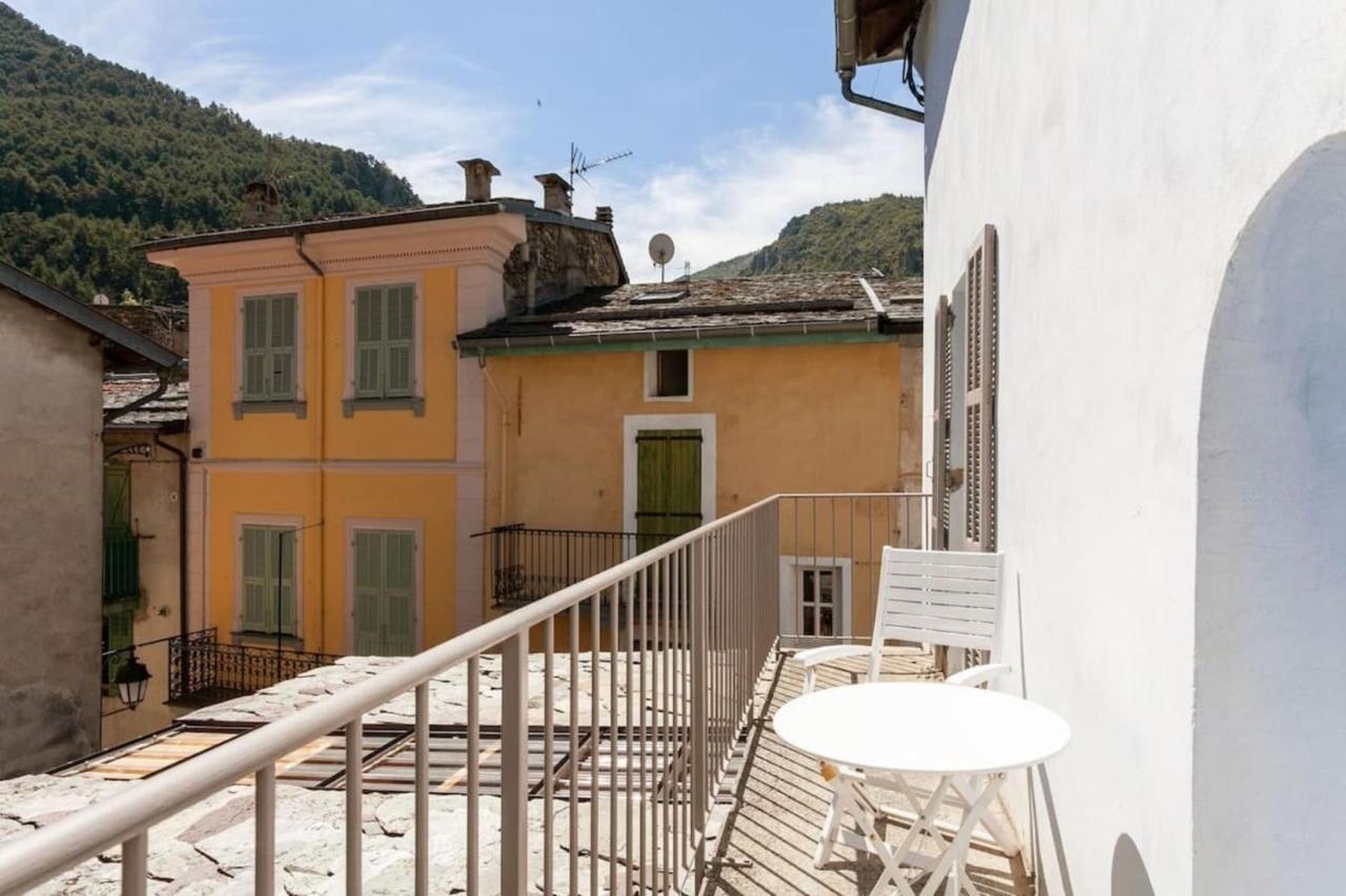 Sunny 1-Bed Apartment In Lovely Mountain Village La Brigue Exteriör bild