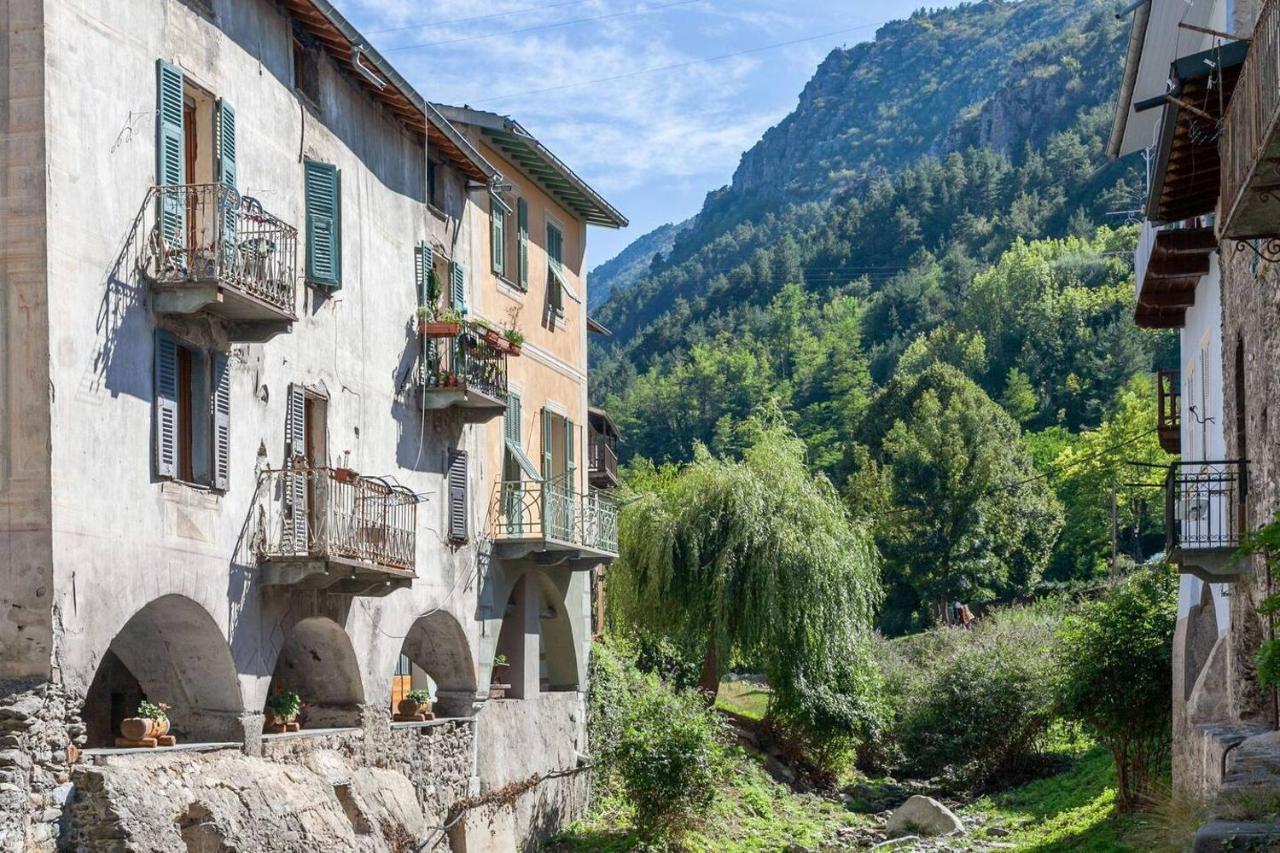 Sunny 1-Bed Apartment In Lovely Mountain Village La Brigue Exteriör bild